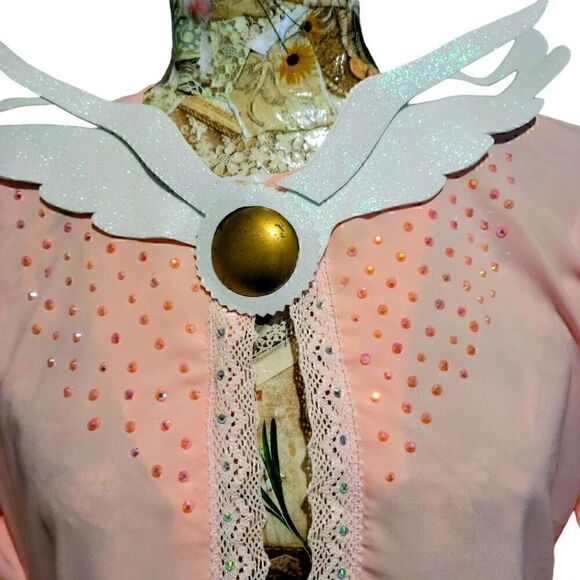 Cosplay Anime Pink Sparkly Jeweled Lace Hankerchief Hem White Wing Collar Robe - Picture 4 of 12